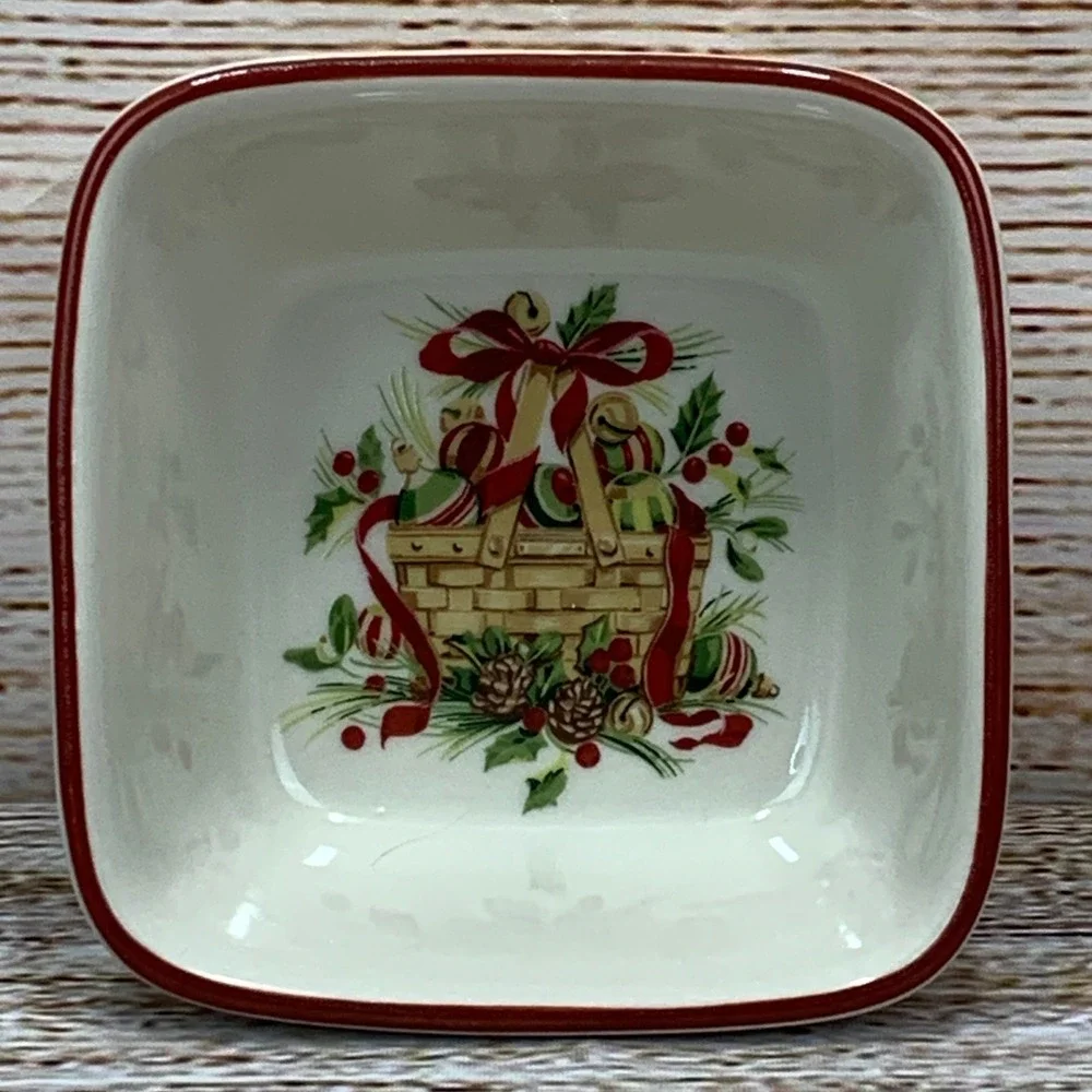 Longaberger Pottery Christmas Basket Dish 4.5